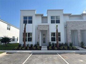 17408 Serenidad Blvd, Unit 3-212 in Clermont, FL - Building Photo