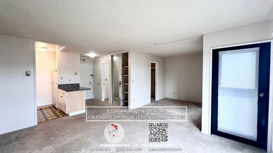 8 Admiral Dr in Emeryville, CA - Building Photo - Building Photo