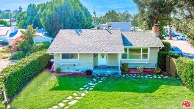 5353 Don Pio Dr in Los Angeles, CA - Building Photo - Building Photo