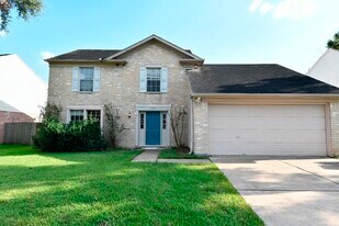 4530 Texas Trail in Sugar Land, TX - Building Photo