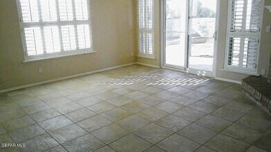 901 Las Aves Pl in El Paso, TX - Building Photo - Building Photo