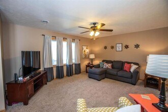 216 William Dr in Ogden, KS - Building Photo - Building Photo