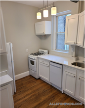 1189 Commonwealth Ave in Boston, MA - Building Photo - Building Photo