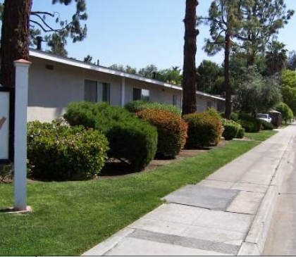 Helm Apartments in Clovis, CA - Building Photo - Building Photo