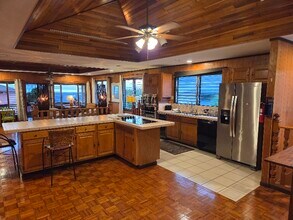 824 Hopoe St in Lahaina, HI - Building Photo - Building Photo