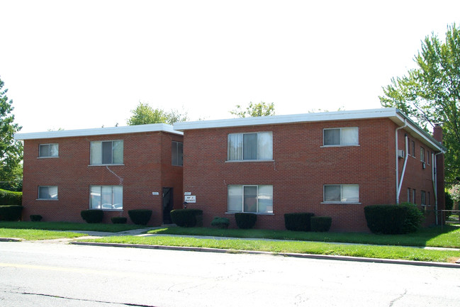 Merlin Apartments in Detroit, MI - Building Photo - Building Photo