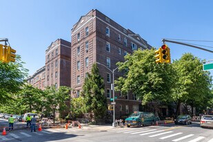 7612 35th Ave in Jackson Heights, NY - Building Photo