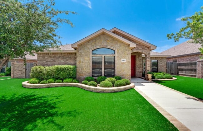 property at 5505 San Clemente Dr