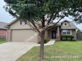 3406 Bergen Peak Dr in Norman, OK - Building Photo