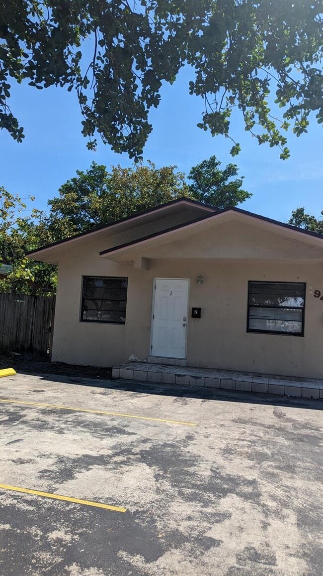 property at 1944 Taft St