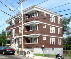 35 Courtland Rd Apartments