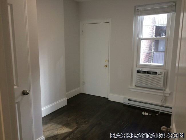 52 Clearway St in Boston, MA - Building Photo - Building Photo