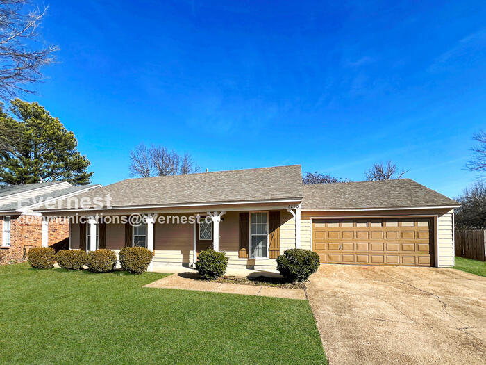 6280 Jamestown Dr in Horn Lake, MS - Foto de edificio