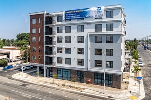 Firestone in Los Angeles, CA - Building Photo