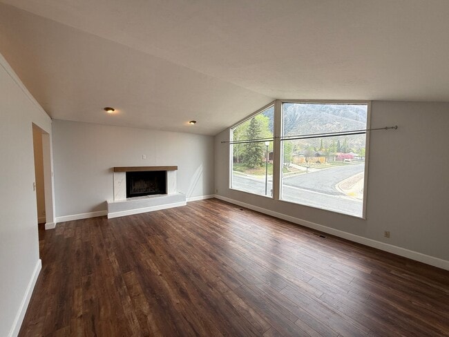 2311 High Mountain Dr in Sandy, UT - Building Photo - Building Photo