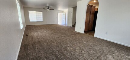 18258 Pin Oak Ct in Reno, NV - Building Photo - Building Photo