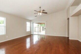 8459 W Ross Ave in Peoria, AZ - Building Photo - Building Photo