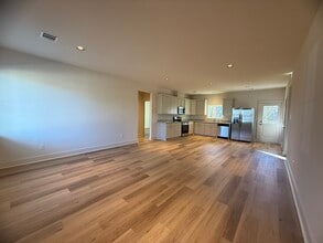 106 Kirkland St in Sanger, TX - Building Photo - Building Photo