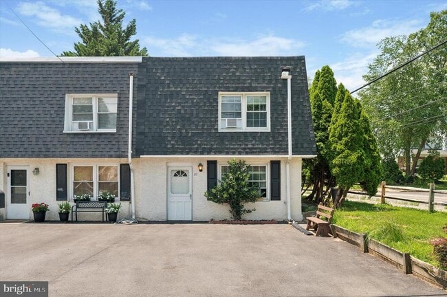 property at 27 Bobbin Mill Rd