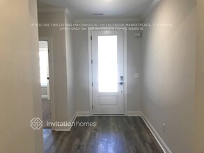 404 Azalea Gaze Dr in Youngsville, NC - Foto de edificio - Building Photo