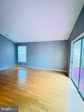 12704 Flagship Ct in Herndon, VA - Building Photo - Building Photo