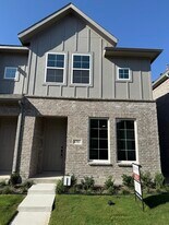 4703 Stirring Pathway in Haltom City, TX - Building Photo