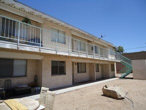 Desert Siesta in Phoenix, AZ - Building Photo - Building Photo