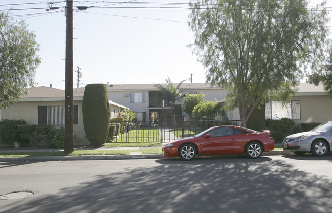 18426 Corby Ave in Artesia, CA - Building Photo - Building Photo