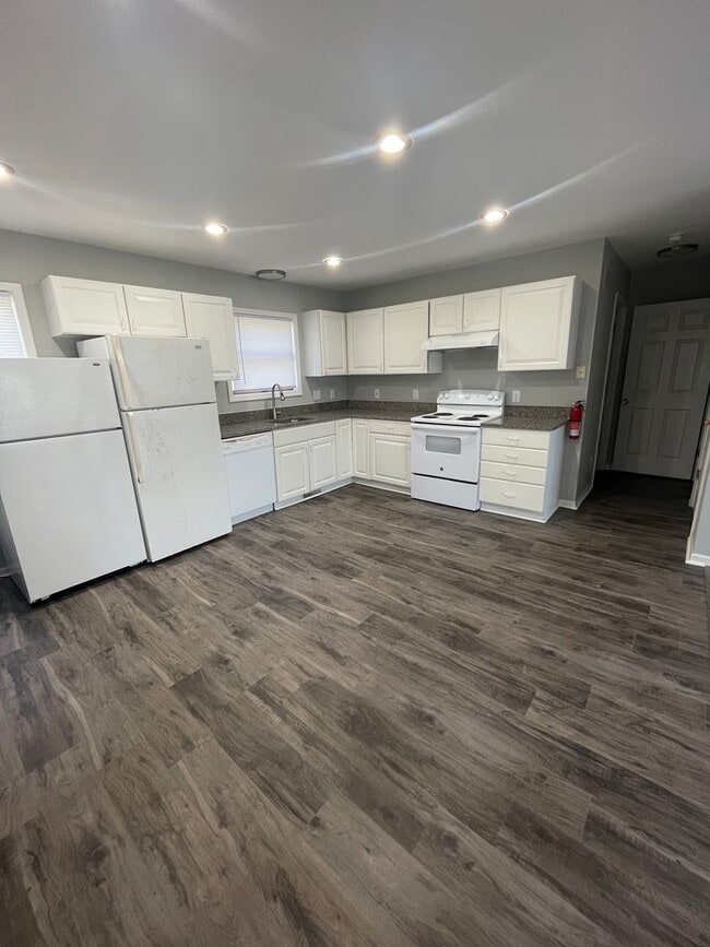 property at 230-232 Brookridge Rd