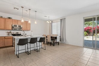 2114 E Aire Libre Ave in Phoenix, AZ - Building Photo - Building Photo