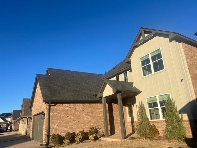 3212 Hayven Cir in Yukon, OK - Building Photo - Building Photo