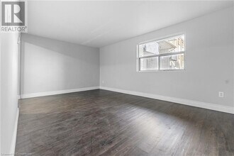 744 Lincoln St in Welland, ON - Building Photo - Building Photo