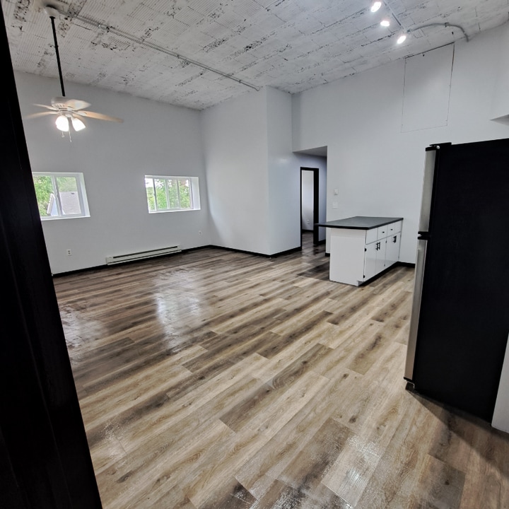 480 Park St E in New Germany, MN - Building Photo
