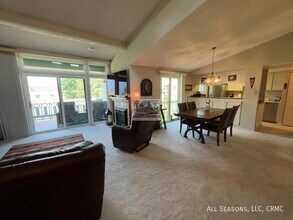 1002 Fontmore Rd in Colorado Springs, CO - Building Photo - Building Photo