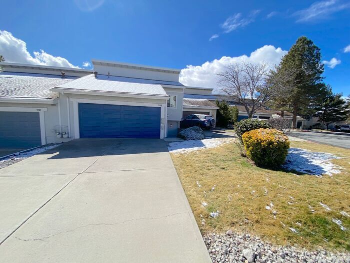3340 Rosalinda Dr in Reno, NV - Building Photo