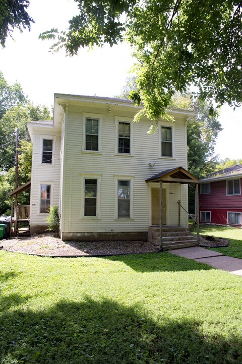 2108 Talmage Ave SE in Minneapolis, MN - Building Photo