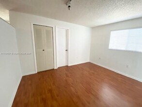 2901 SW 117th Ct-Unit -1 in Miami, FL - Building Photo - Building Photo