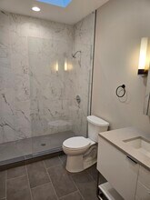 2909 N Milwaukee Ave, Unit 2 in Chicago, IL - Building Photo - Building Photo