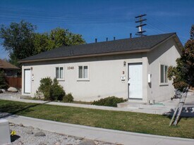 1035-1045 W 1st St in Reno, NV - Building Photo