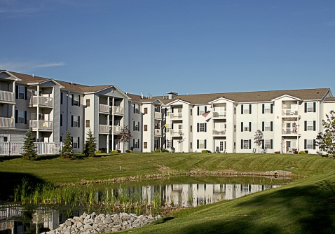 Crestmount Senior Apartments in Tonawanda, NY - Building Photo