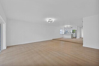 13514 NE 23rd Pl in North Miami, FL - Building Photo - Building Photo