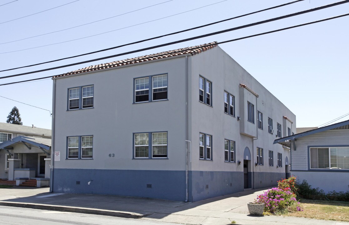 63 Dutton Ave in San Leandro, CA - Foto de edificio