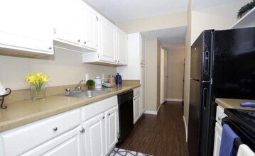 18001 Cypress Trace Rd in Houston, TX - Building Photo - Building Photo