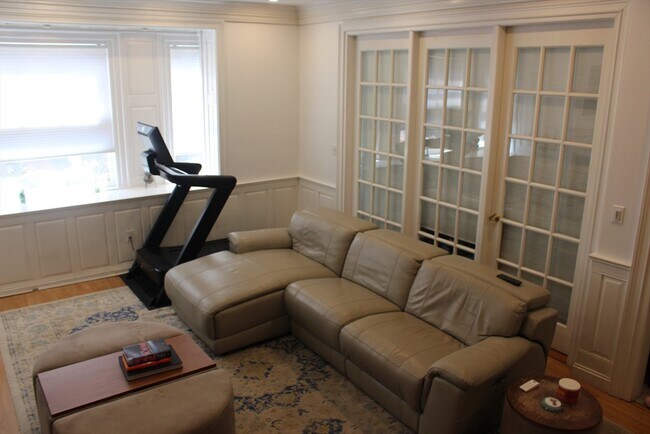 15 Pinckney St in Boston, MA - Building Photo - Building Photo