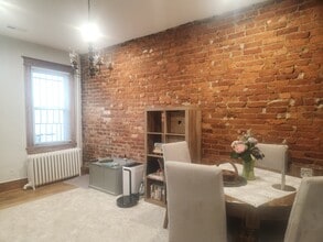 1400 D St SE in Washington, DC - Building Photo - Building Photo