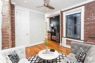 410 E 13th St in New York, NY - Building Photo