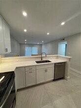 7810 Camino Real in Miami, FL - Building Photo - Building Photo