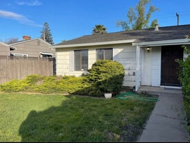 4623 Goya Pkwy in Sacramento, CA - Building Photo