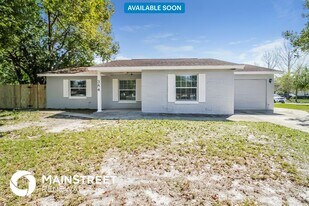 384 Kingsley Dr in Casselberry, FL - Building Photo