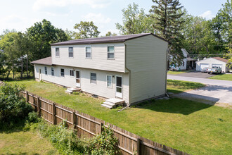 2 Rorbach Ln, Unit A in Geneseo, NY - Foto de edificio - Building Photo